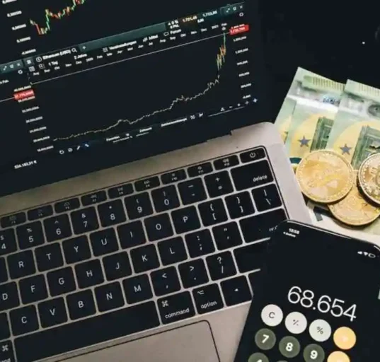 Panduan praktis membahas cara cerdas membeli Bitcoin menggunakan kartu kredit bagi investor yang tertarik.