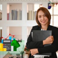 Yuk pahami tantangan literasi keuangan bagi perempuan dan cara mengatasinya agar kamu bisa lebih mandiri, percaya diri, dan bebas masalah finansial.