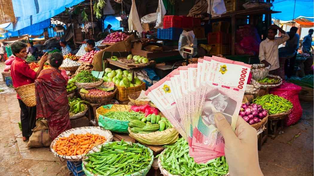 Dampak positif redenominasi rupiah mencakup transaksi lebih efisien, stabilitas ekonomi meningkat, dan kepercayaan pasar yang makin kuat.